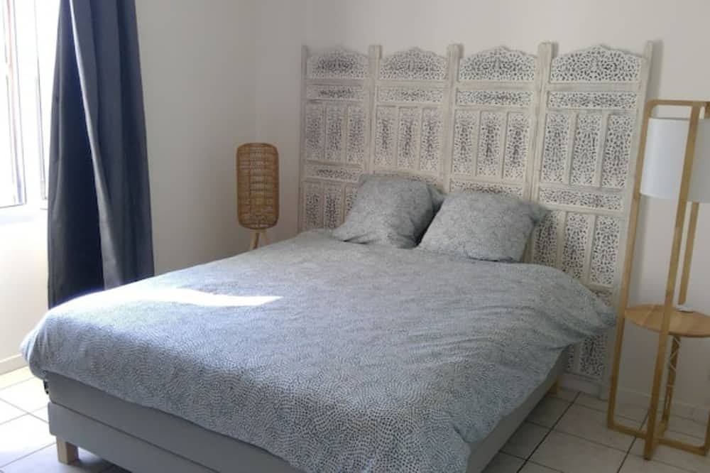 Apartamento entero, Apartment terrace Loire view in Bouchemaine, Angers region