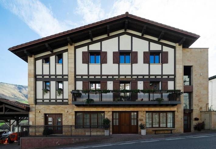 Gîte pour 4 personnes, avec terrasse et vue à Valcarlos - 2