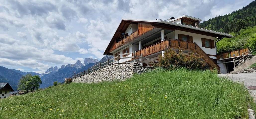 Apartamento de vacaciones para 4 personas, con vistas además de vistas al lago y terraza - 1