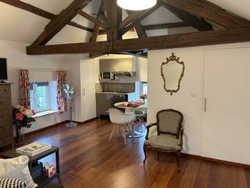 Chambre d’hôte pour 2 personnes, avec jardin à Fontenoy-le-Château
