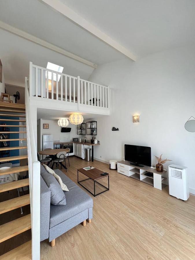 Appartement entier, One-Bedroom Apartment in Audenge, Région d'Arcachon