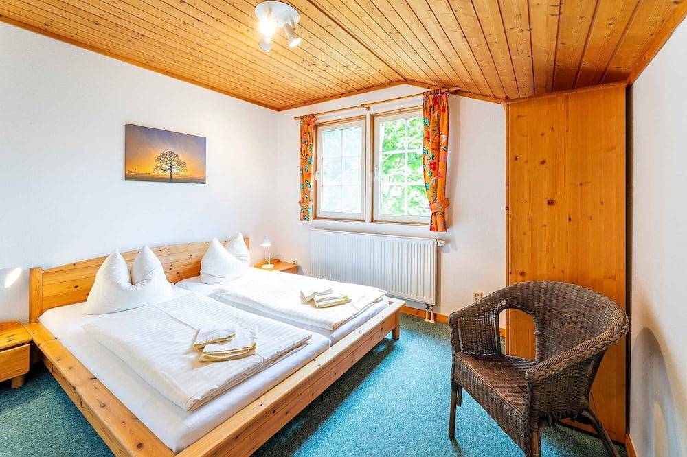 Ganze Wohnung, Doppelhaushälfte Storch, 6 Personen, 80 qm, Gs, Kamin (13) - Feriendorf in Rechlin, Müritz