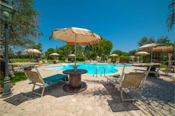 Casa Vacanza per 12 Persone in Carpignano Salentino, Salento, Foto 1