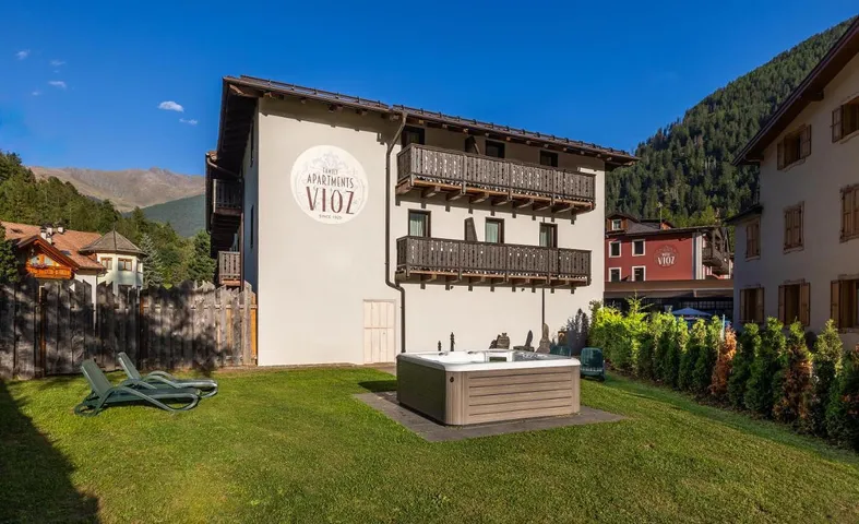 Apartmenthotel für 4 Personen, mit Ausblick und Garten sowie Sauna - 1