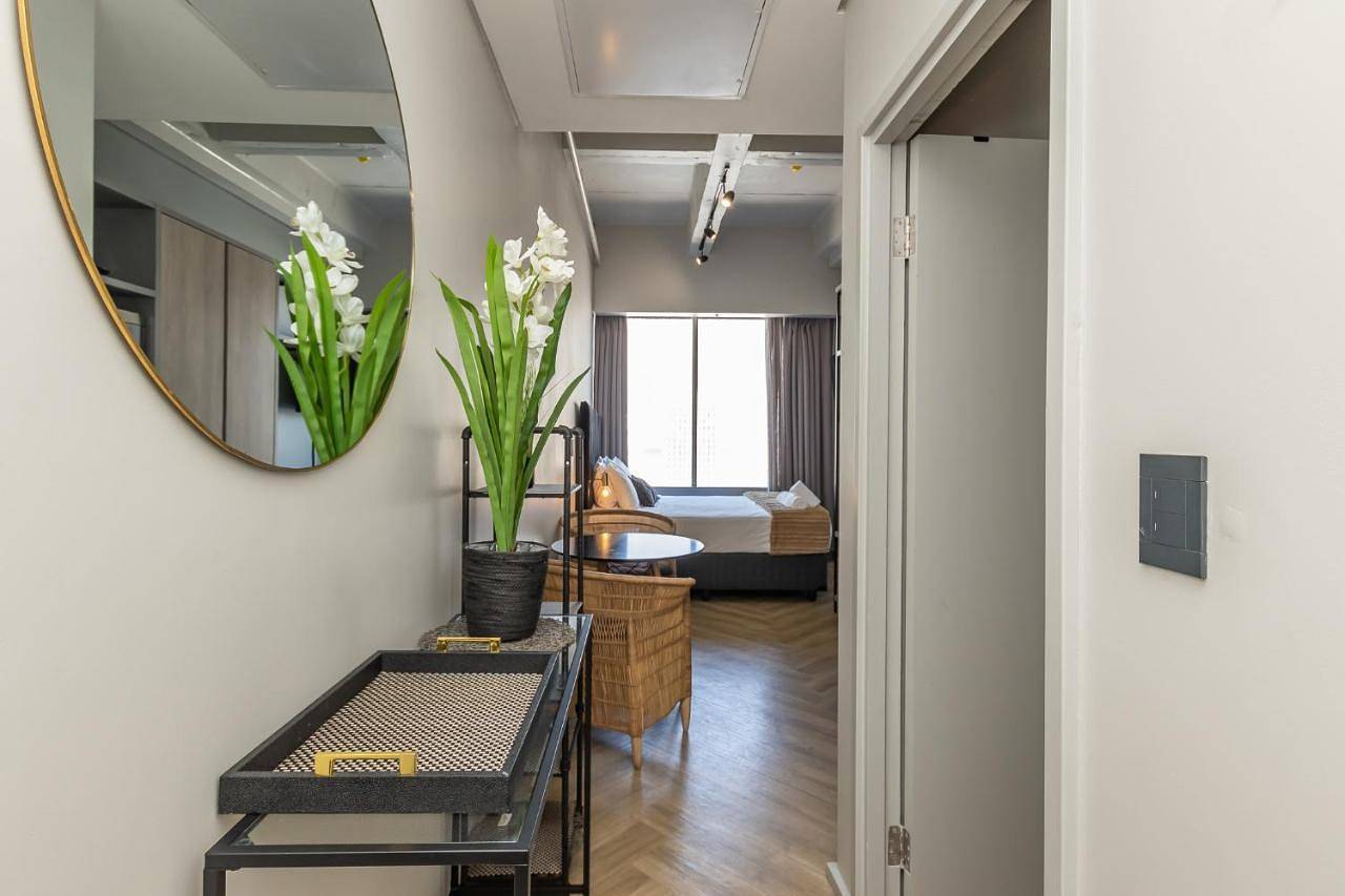 Entire apartment, Smart, Contemporary Designed Apartment in Cape Town, Western Cape