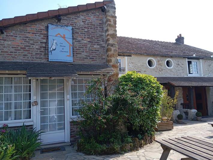 Gîte pour 8 personnes à Saint-Forget - 3