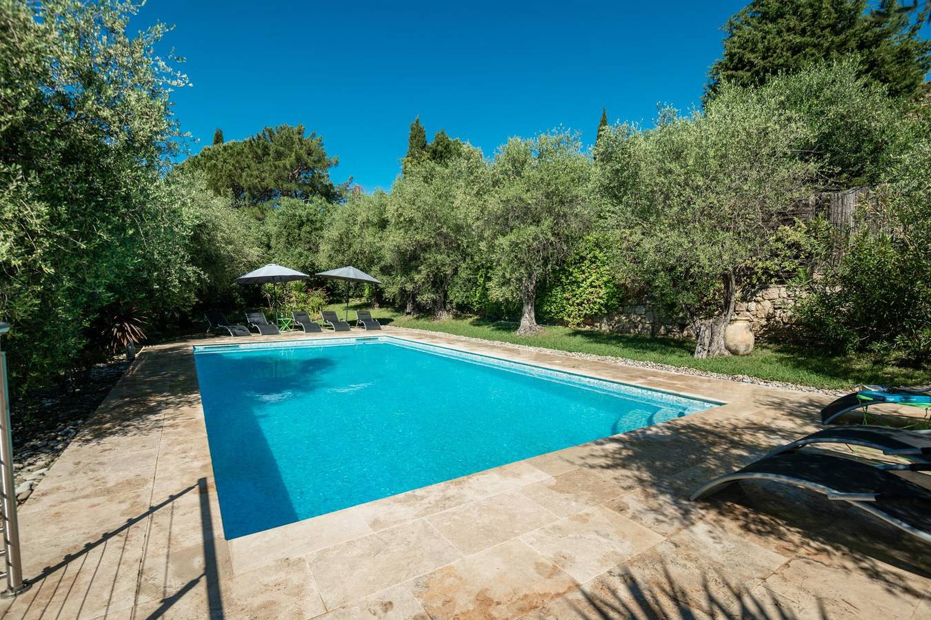 Lou Lume in Peymeinade, Cannes und Umgebung