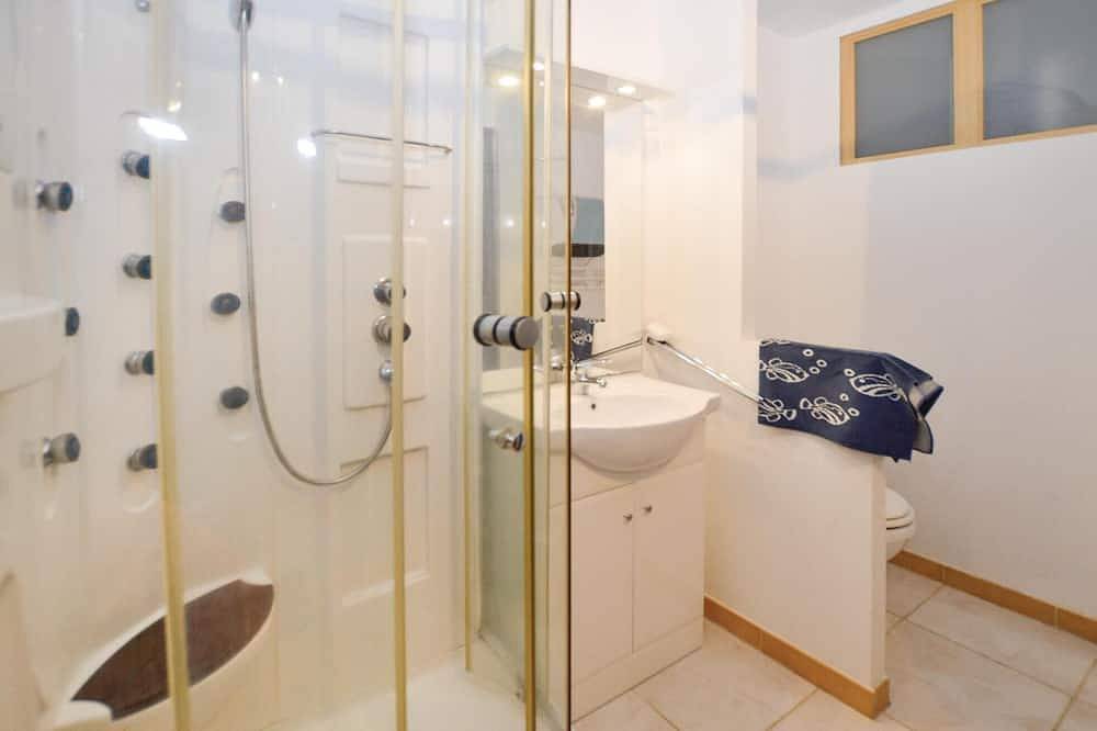Entire apartment, Pet friendly apartment in Pianottoli-Caldarello, Arrondissement de Sartène