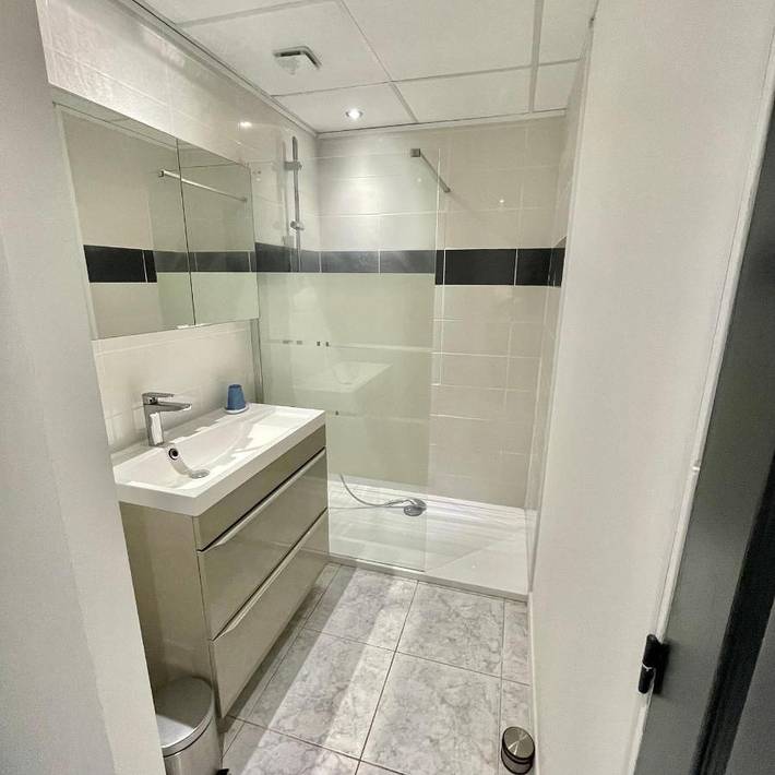 Maison d’hôte pour 2 personnes, avec piscine ainsi que terrasse et jardin à Agde - 3