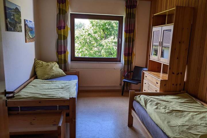 Ferienwohnung für 6 Personen, mit Terrasse und Garten in Frankenberg (Eder) - 4