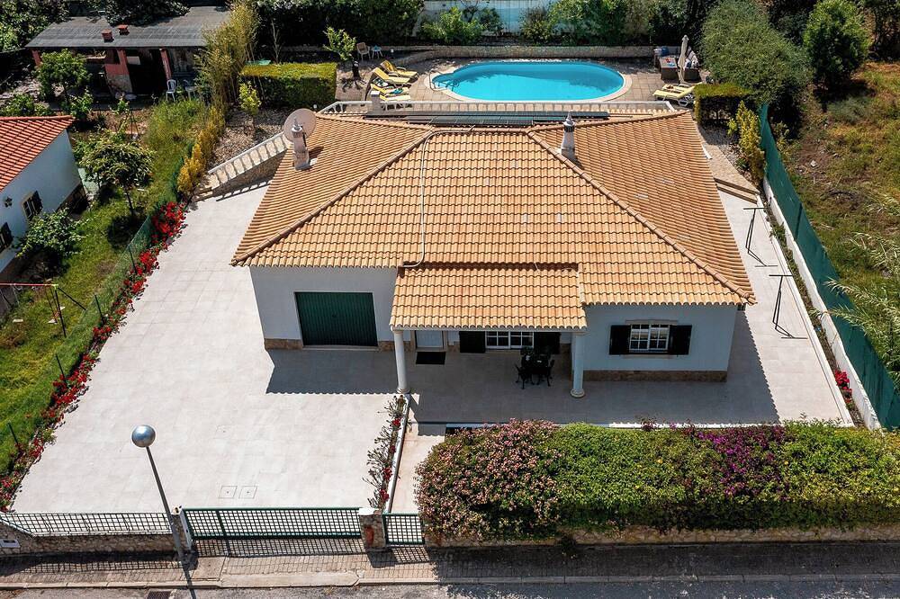 Charmanter, freistehender Bungalow mit privatem Pool, 5 Minuten von Praia Verde 94153 / Al entfernt in Castro Marim, Faro Distrikt