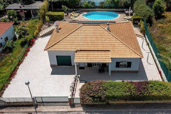 Ferienhaus für 6 Personen, mit Terrasse und Garten - 1