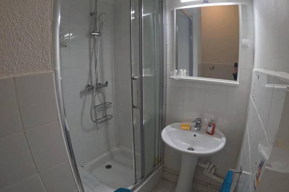 Entire apartment, Le Petit Gresivaudan in Corenc, Isère