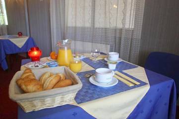Hôtel pour 3 personnes, avec terrasse, animaux acceptés à Fabrègues