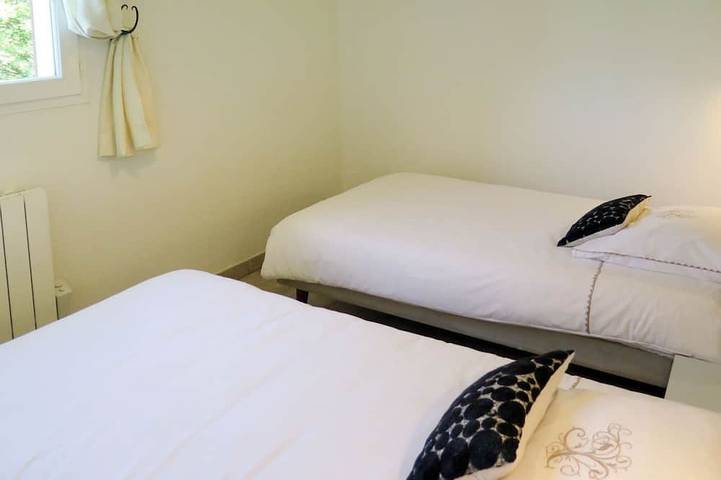 Location de vacances pour 6 personnes, avec jardin et piscine, animaux acceptés à La Bastide-Clairence - 4