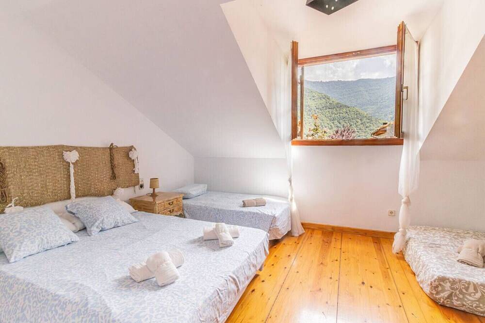 Ganze Wohnung, Mountain Escape for Families & Friends in Pyrenees in Fiscal, Spanische Pyrenäen