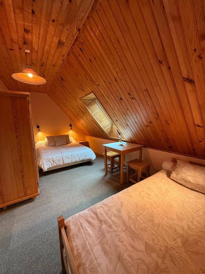 Maison de campagne pour 3 personnes, avec Jacuzzi et Jardin ainsi que Piscine et Vue à Paulhac