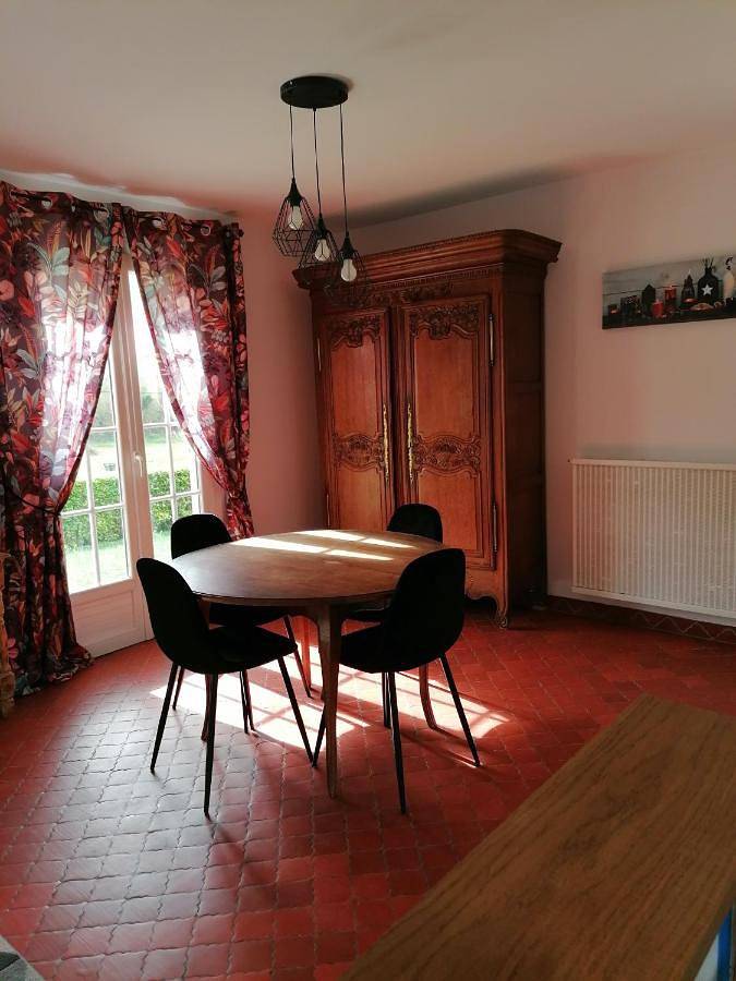 Location de vacances pour 4 personnes, avec vue et jardin à Crouay - 3