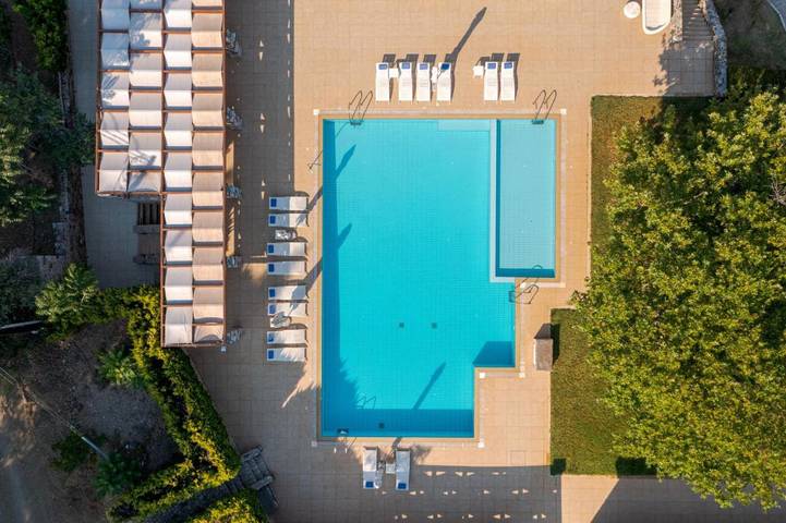 Hôtel pour 2 personnes, avec Balcon et Terrasse ainsi que Jardin et Piscine