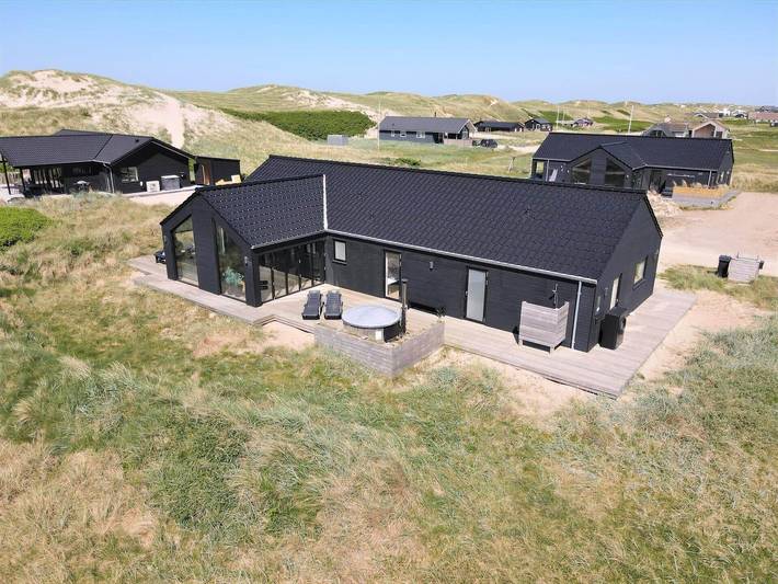 Ferienhaus für 8 Personen, mit Terrasse und Whirlpool sowie Sauna, mit Haustier in Vrist