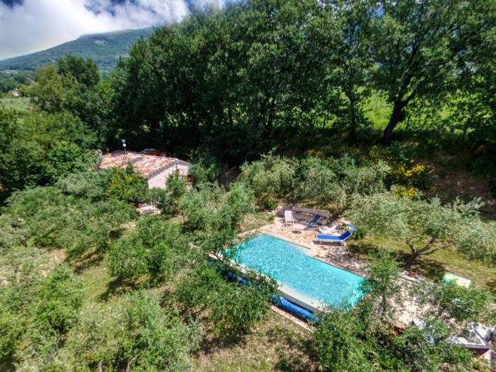 Casa vacanza per 6 persone, con Terrazza e Giardino nonché Piscina e Panorama ad Assisi