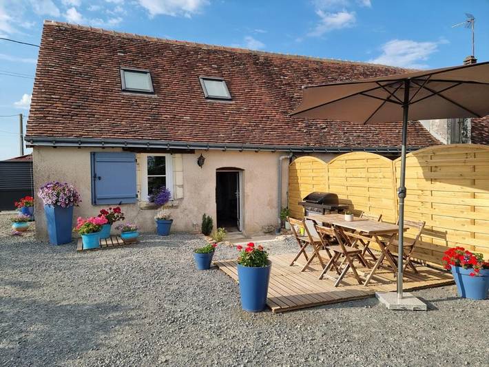 Maison de campagne pour 4 personnes, avec vue et jardin, animaux acceptés à Mouzay