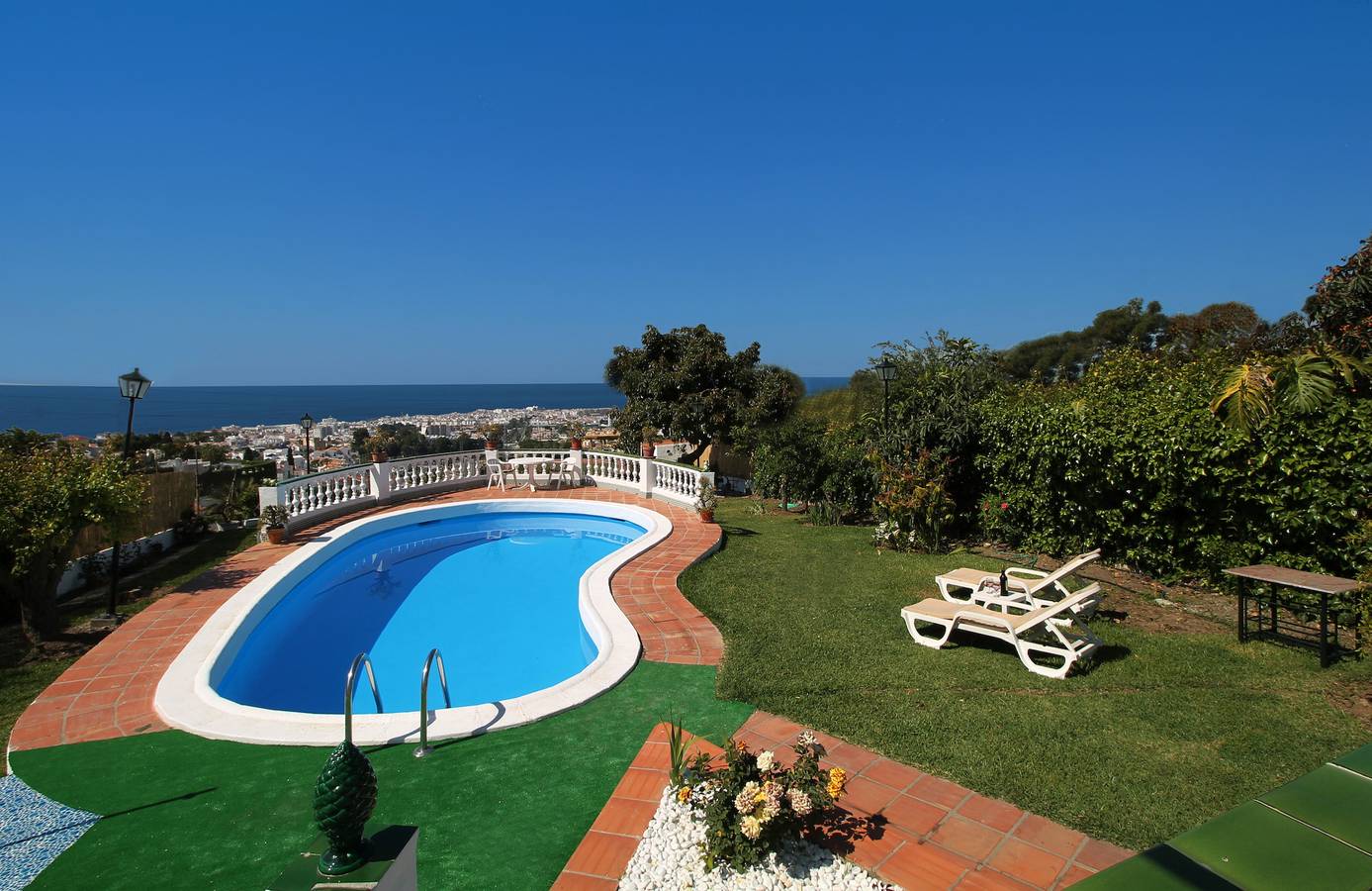 Villa voor 6 Personen in Nerja, Costa del Sol
