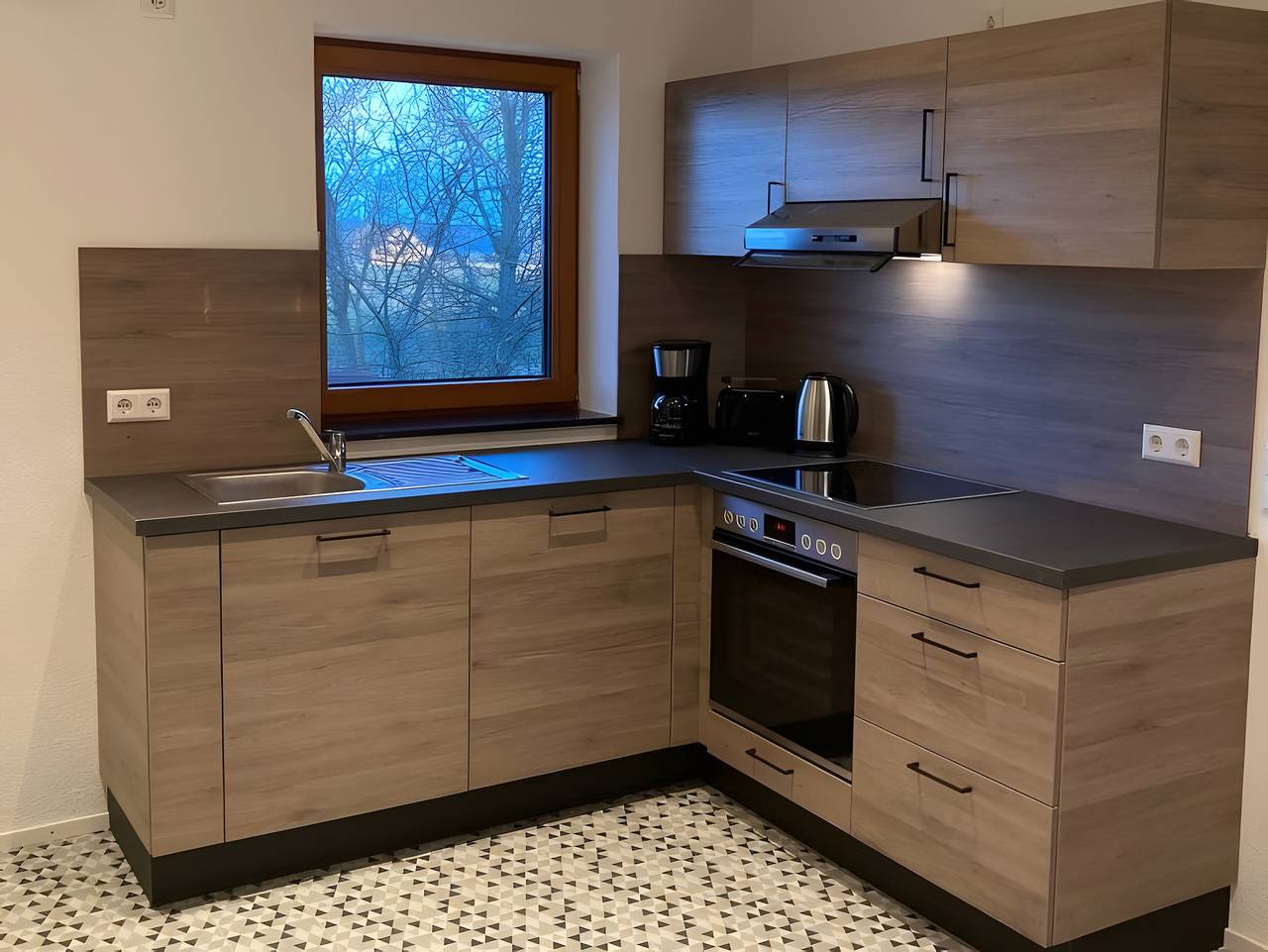 Ganze Wohnung, Ferienwohnung '4' mit Gemeinschaftsterrasse, Gemeinschaftsgarten und Wi-Fi in Nerenstetten, Alb-Donau-Kreis