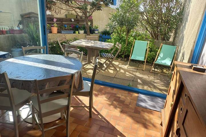 Gîte pour 4 personnes, avec jardin dans Plage de la Linière
