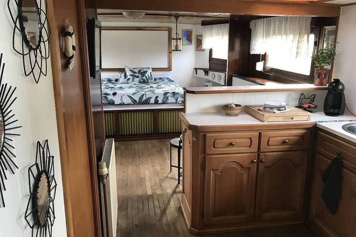 Péniche pour 2 personnes, avec terrasse, animaux acceptés en Provence-Alpes-Côte d'Azur - 4