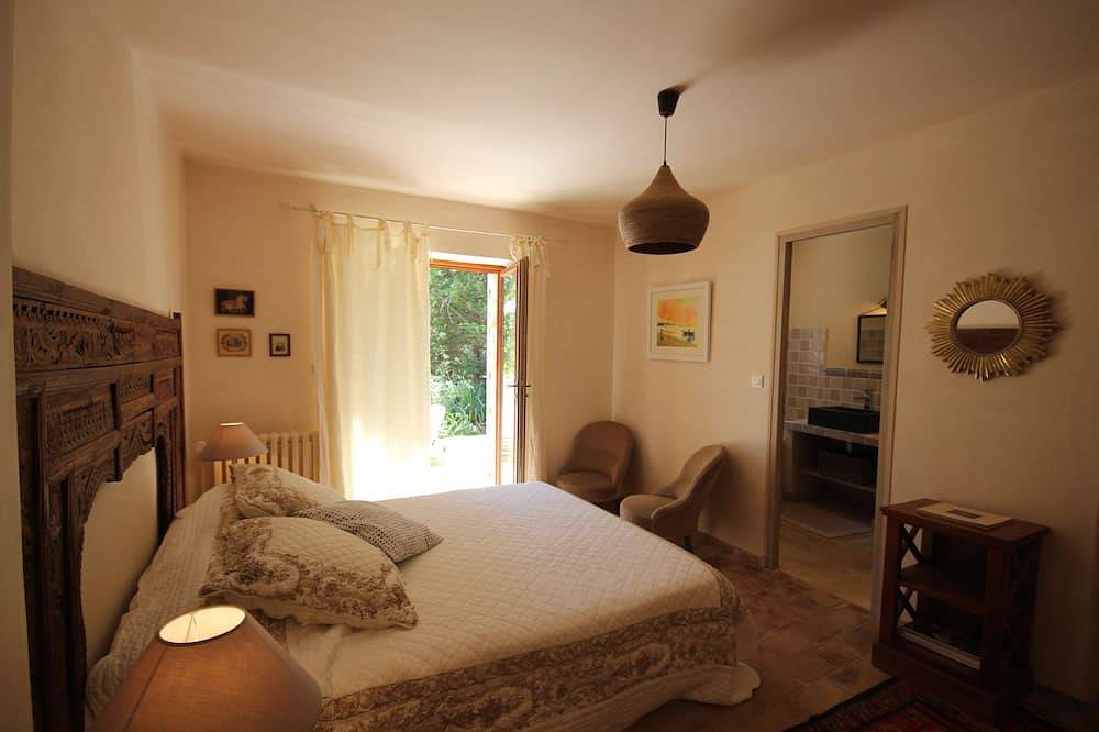 House / villa - Rustrel en Luberon in Rustrel, Parc naturel régional du Luberon