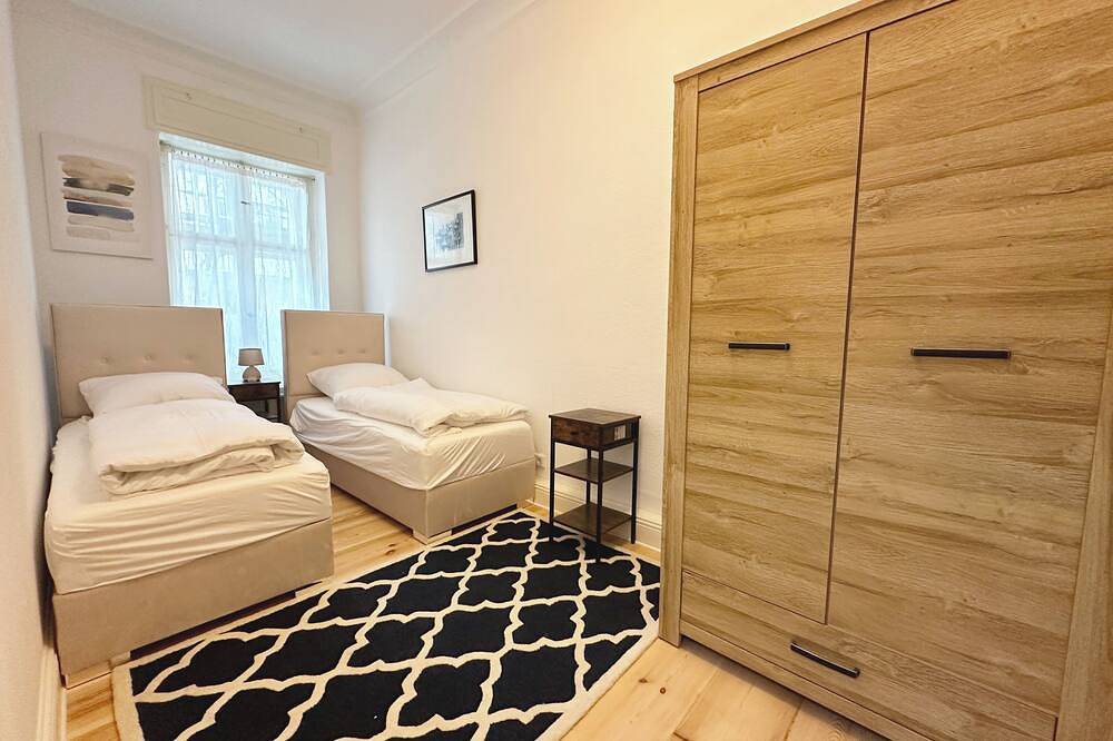 Ganze Wohnung, Central Berlin Prenzlauer Berg 2 Bedroom Family Apartment – Sleeps 6 in Prenzlauer Berg Berlin, Berlin