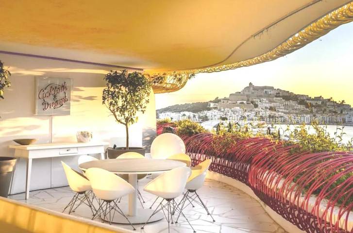 Apartamento para 7 personas, con Terraza y Jardín además de Piscina y Sauna en Talamanca