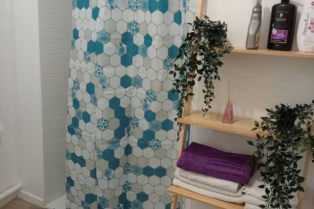 Entire apartment, Appartement Cosy à 10min de Paris et D'orly in Vitry-sur-Seine, Val-de-Marne