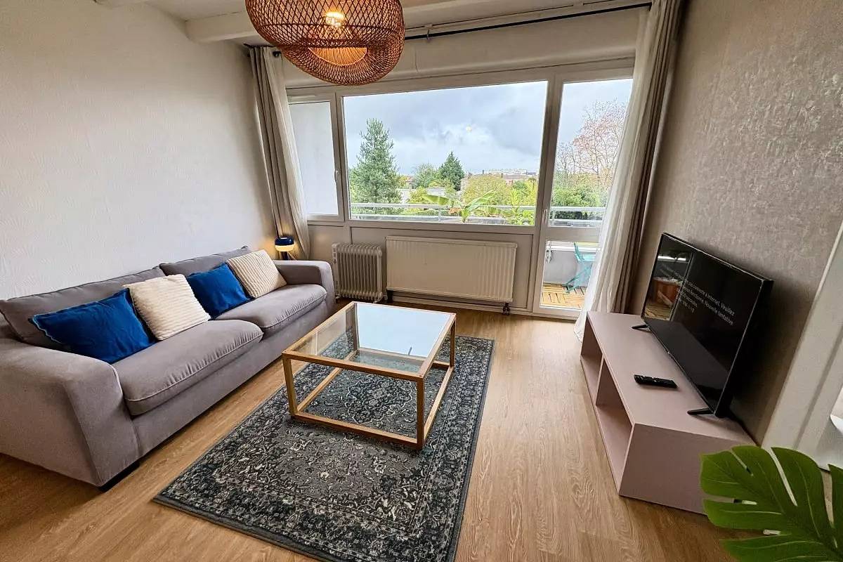 Entire studio, Studio for 2 people in Caudéran (Bordeaux), Bordeaux