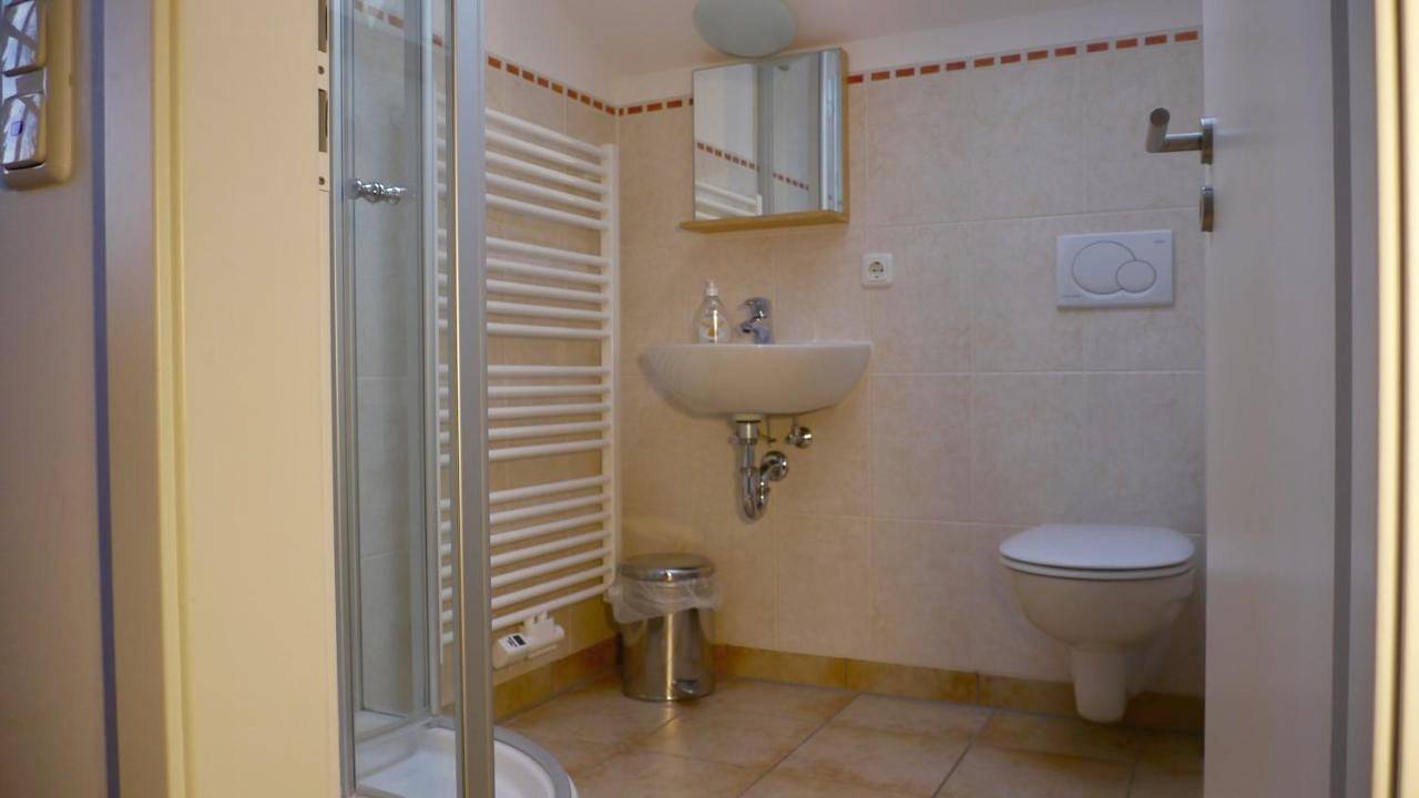 Ganze Wohnung, Studio Apartment with Lake View in Rottach-Egern, Bayerische Alpen
