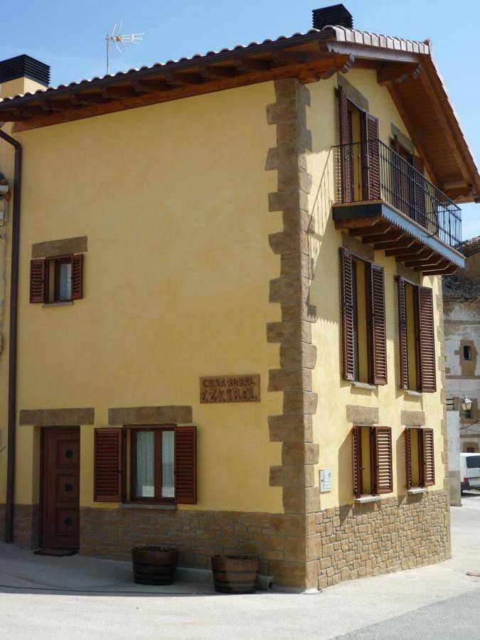 Casa de vacaciones para 10 personas, con balcón y vistas, Familias con niños en Cuenca de Pamplona - 2
