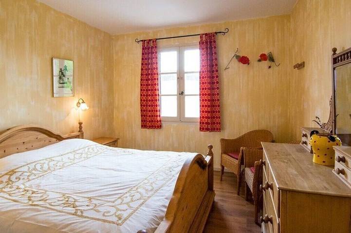 Gîte pour 6 personnes, avec Jardin à Lurs - 2