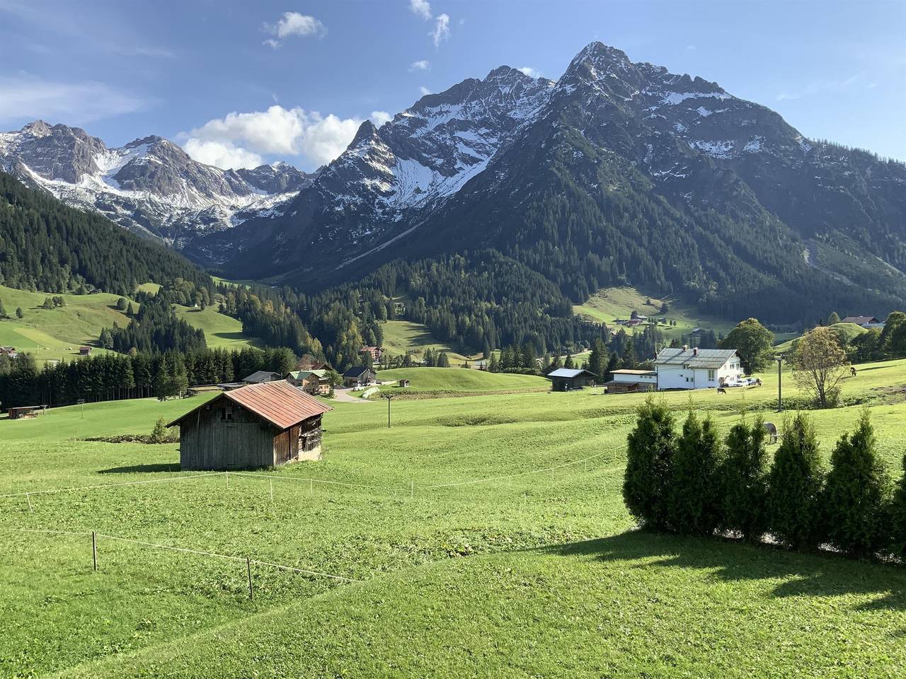Ganze Ferienwohnung, Apartment/2 Schlafräume/Dusche, Wc/Garten in Mittelberg, Kleinwalsertal