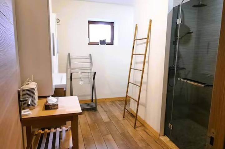 Location de vacances pour 4 personnes, avec jardin à Les Salles-Lavauguyon - 4