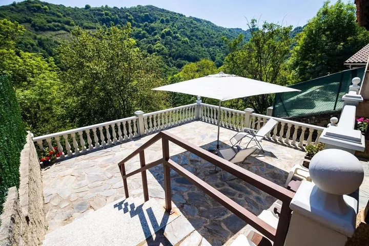 Casa de vacaciones para 6 personas, con terraza y vistas - 1