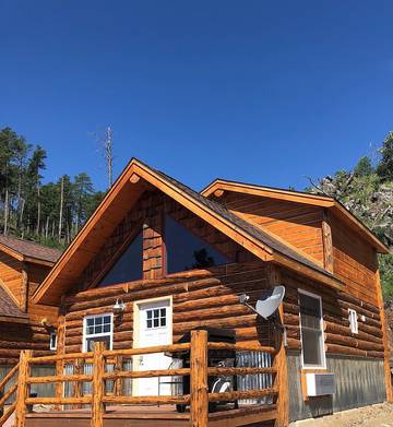 Log Cabin for 6 Guests in Mount Rushmore, Pennington County, Picture 2