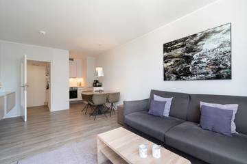 Ferienwohnung für 4 Personen, mit Balkon und Pool in Haffkrug