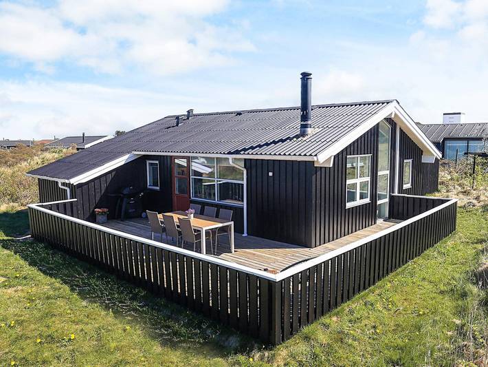 Ferienhaus für 6 Personen, mit Terrasse in Nørlev Strand