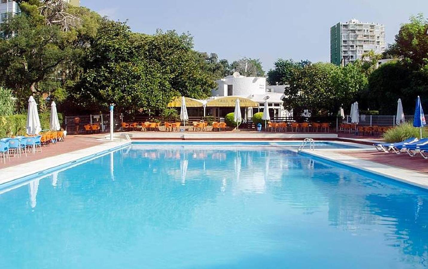 Apartamento entero, Disfruta de una estancia cómoda y relajante en este apartamento luminoso con jardín privado in Platja d'Aro, Costa Brava