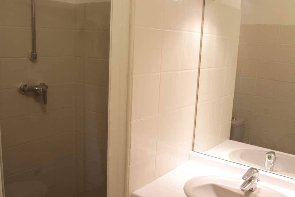 Apartamento entero, Salida a la isla de Porquerolles - 200 m playas Clasificadas 4 * in La Londe-les-Maures, Parque nacional Port-Cros