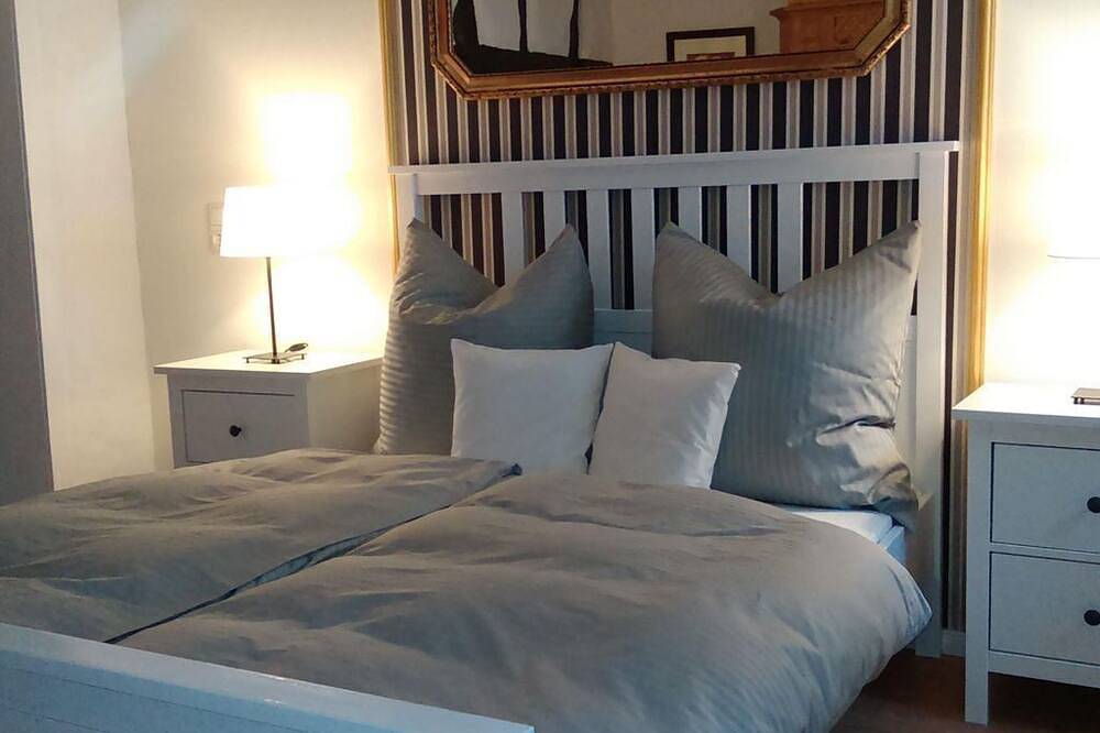 Ganze Wohnung, Ferienwohnung Rabennest - Ferienwohnung mit Dachterrasse in Burg Eltz, Hatzenport