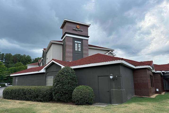 Apartamento para 4 personas, con jardín y piscina, Se admiten mascotas en Alabama