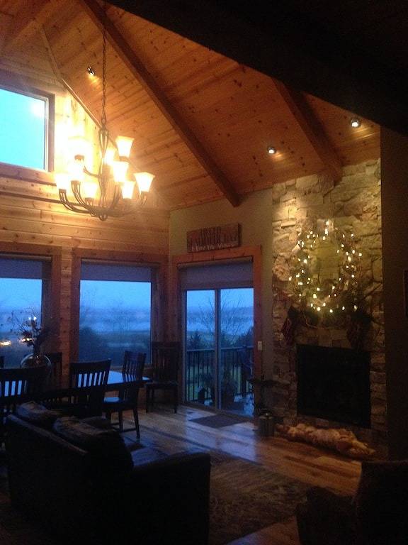 Luxus-Ferienhaus (3 Schlafzimmer) auf parkähnlicher Fläche mit herrlichem Seeblick! in Nebraska