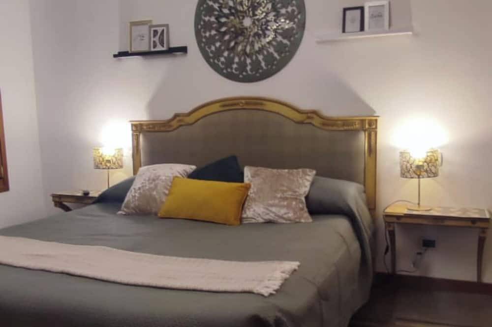 Entire apartment, Suite Haven In Venice With Private Spa in Venice, Venice Province